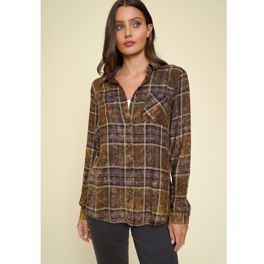 NWT-Brown Plaid Button Down Shirt